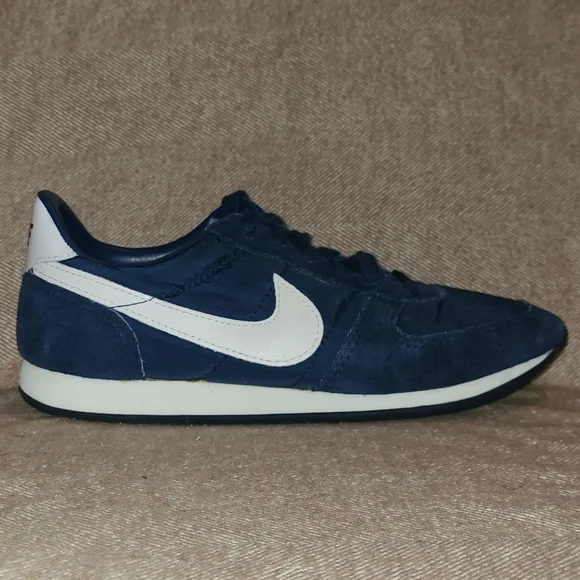 Nike Vintage 1985 Rio Trainers in LIKE NEW condition - Picture 4 of 10